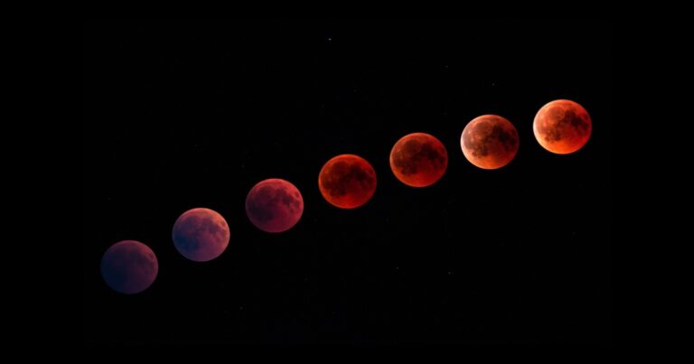 total lunar eclipse Blood Moon